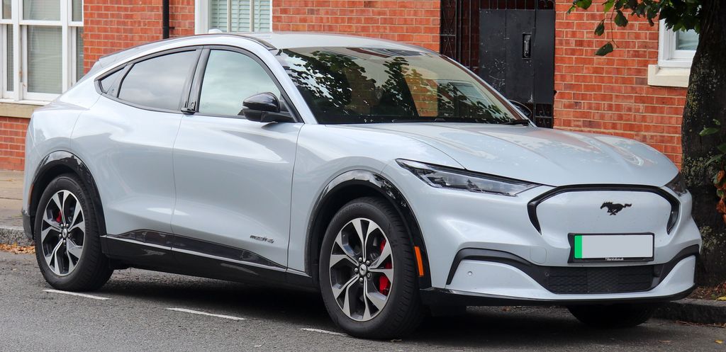 Ford’s Mach-E Gets Cheaper and Smarter for 2025