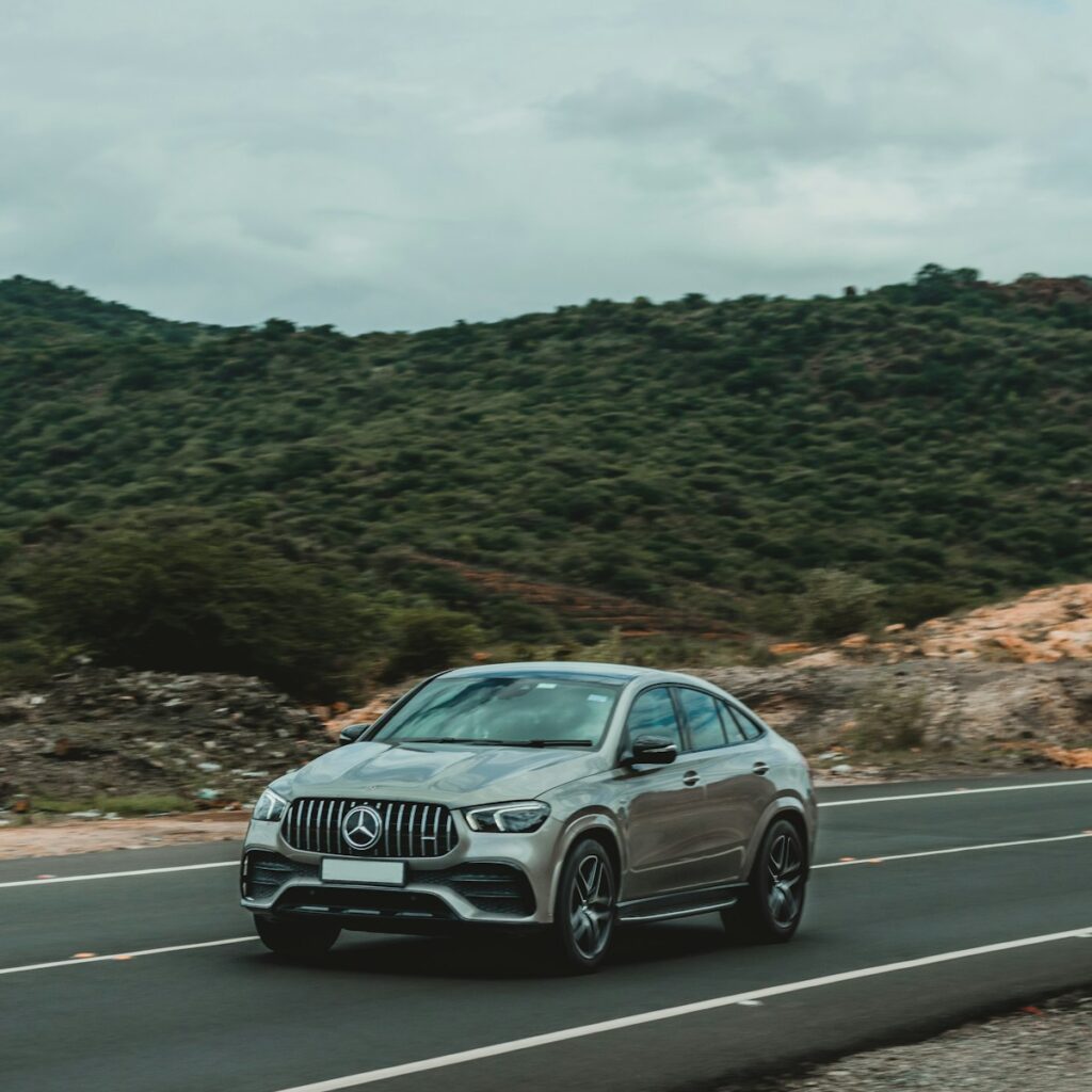 a silver mercedes benz benz benz benz benz benz benz benz benz benz benz benz benz