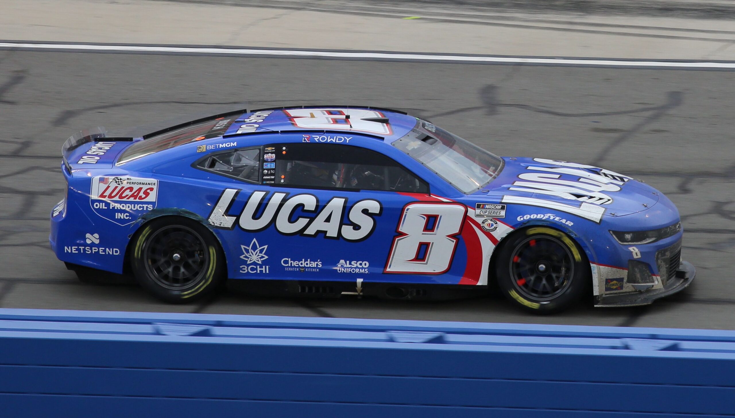 Kyle Busch victory at Auto Club