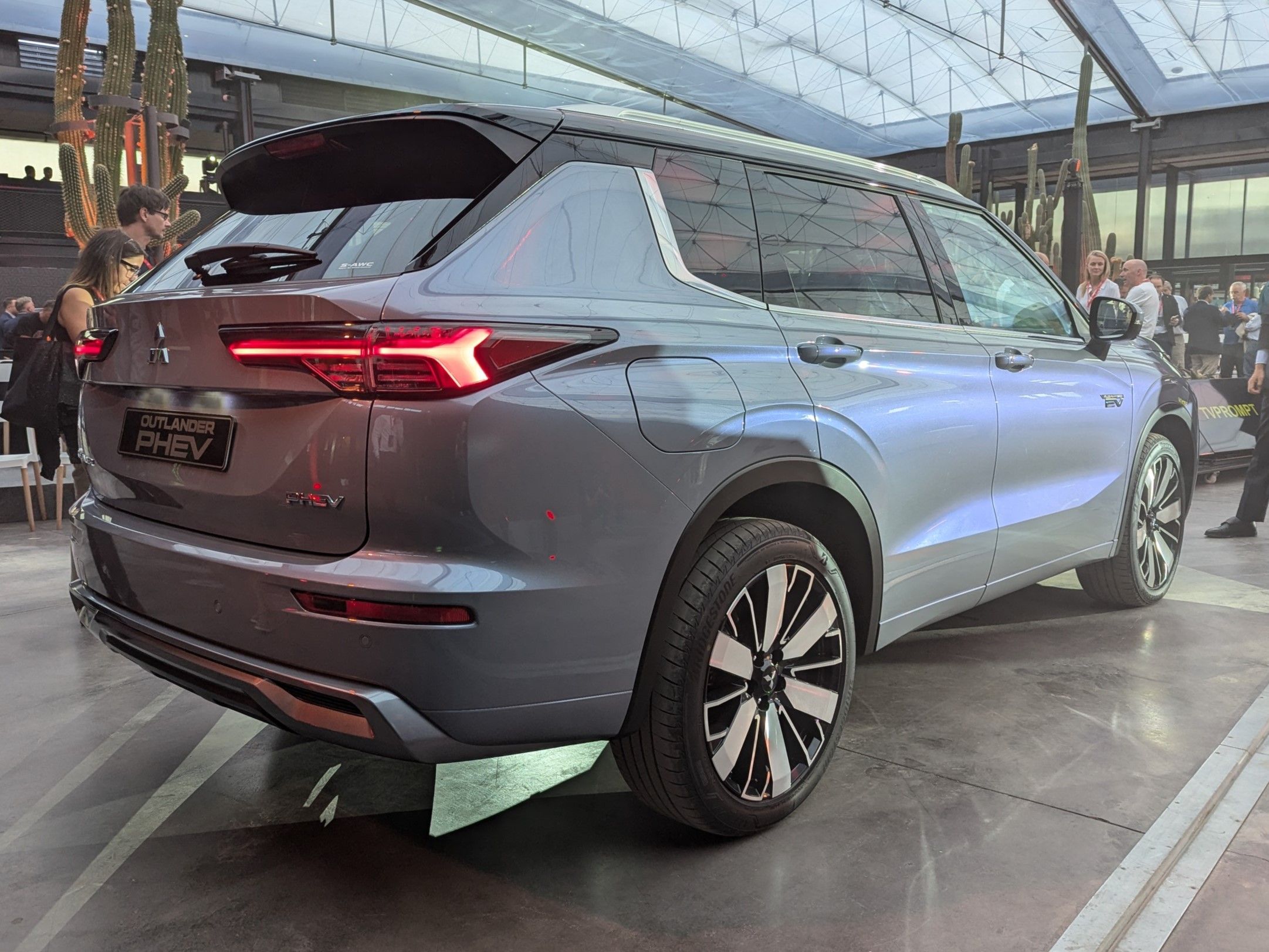 2024 Mitsubishi Outlander