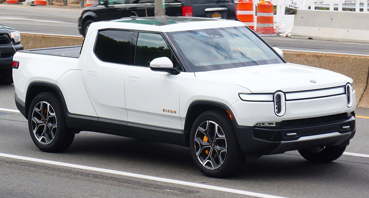 Ford and Rivian braking comparison
