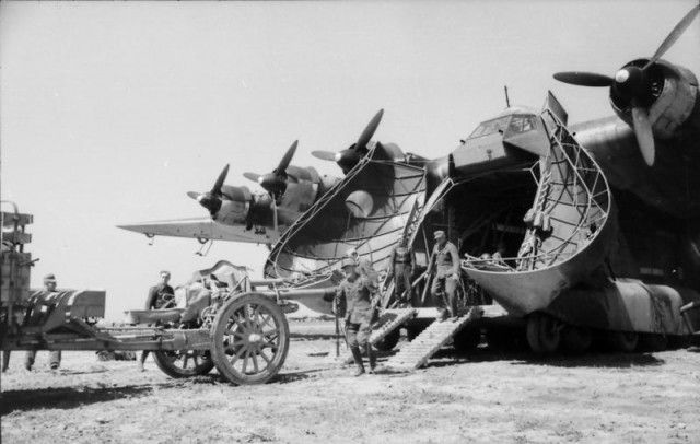 Messerschmitt Me 321/323 Gigant