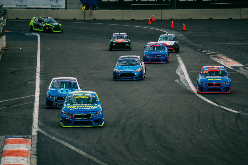 Larson’s Chicago Hopes Dashed After Treacherous Turn 6 Wreck