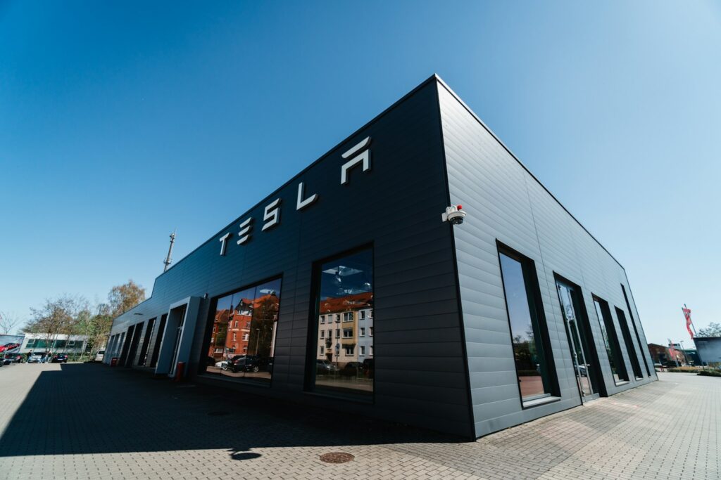 Ford vs. Tesla: The Battle for the American Electric Truck