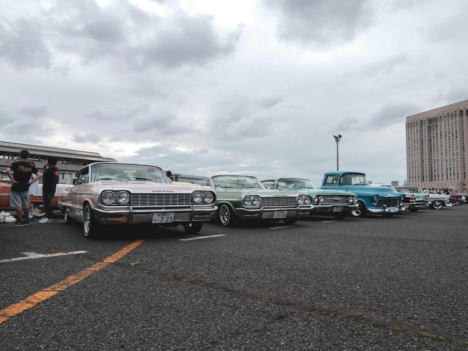 Your Guide to Affordable RWD V8 Manual Performance