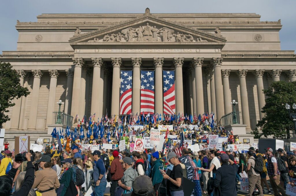 Crowd gathered at the national archives building