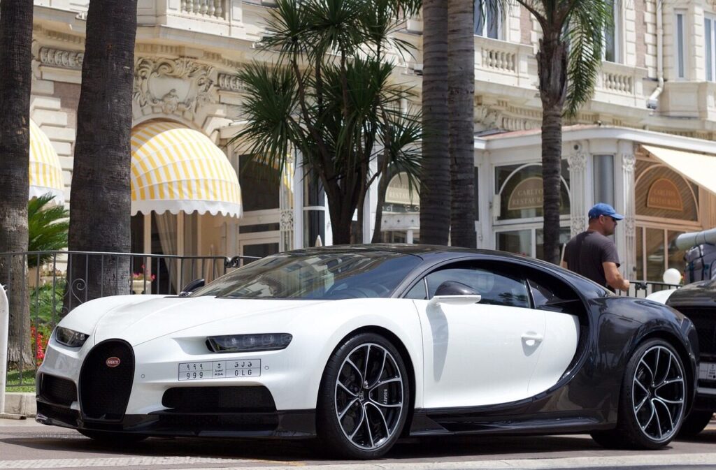 car, street, pavement, vehicle, modern, all, road, style, classic, transport, city, architecture, hotel, locality, cannes, france, bugatti, sports car, fast, horsepower, chiron, bugatti chiron, engine, tires, wheel, expensive, car wallpapers, luxury, sports, supercar, veyron, bugatti veyron