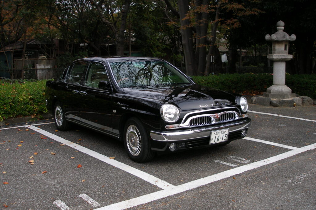 Toyota Origin: Exploring the Rare Retro Sedan Powered by the Legendary 2JZ Engine